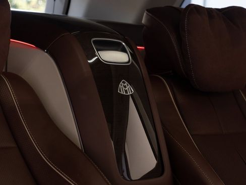 Used 2021 Mercedes-Benz Maybach GLS 600 4MATIC image 35