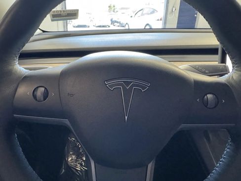 Used 2022 Tesla Model 3 Long Range AWD/4WD image 21