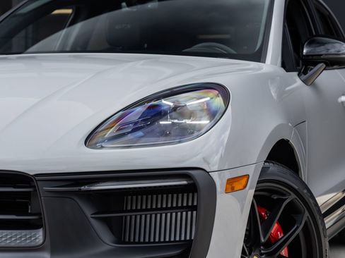 New 2026 Porsche Macan GTS AWD/4WD image 17