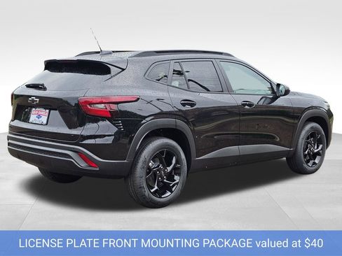 New 2026 Chevrolet Trax LT w/ Driver Confidence Package FWD image 6