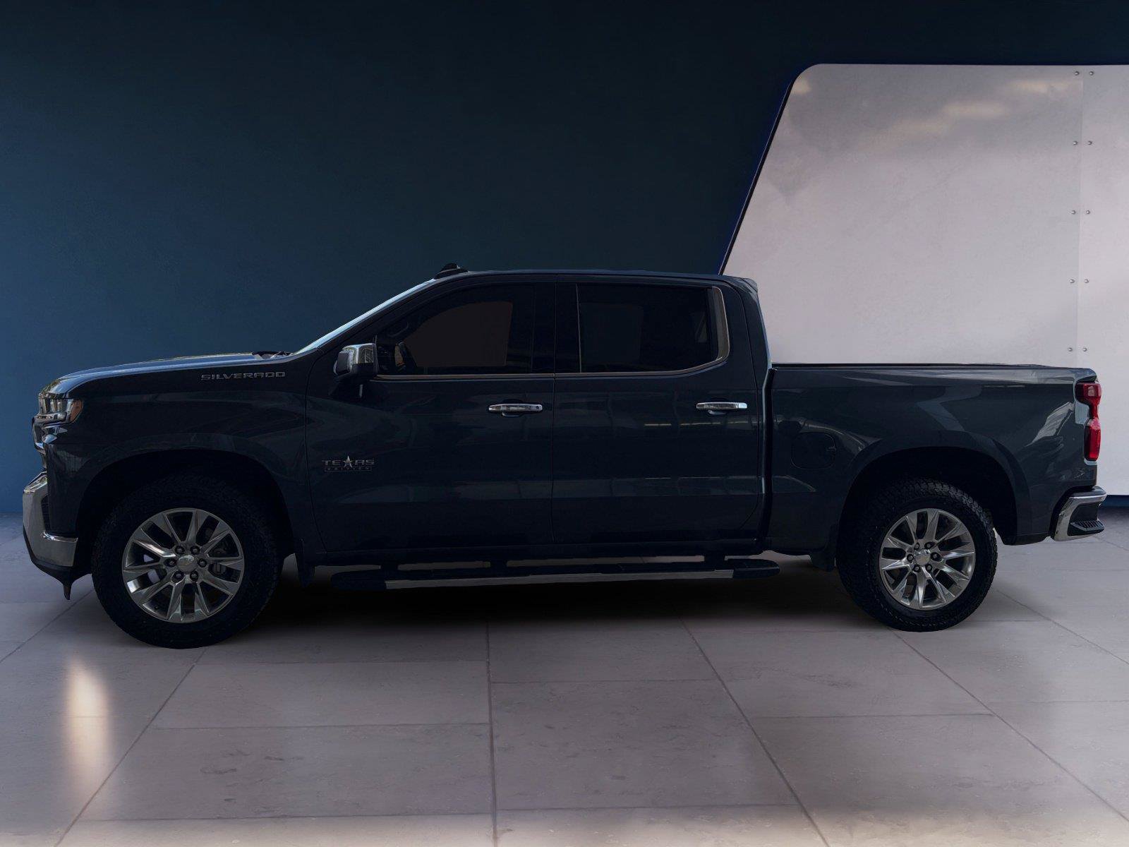 Used 2020 Chevrolet Silverado 1500 LTZ w/ LTZ Texas Edition RWD image 2
