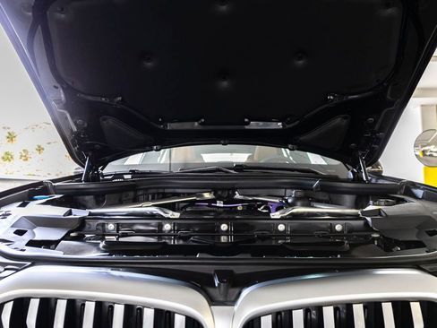 Certified 2024 BMW X5 xDrive40i w/ M Sport Package image 34