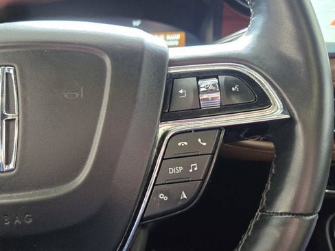 Used 2022 Lincoln Nautilus Reserve image 29