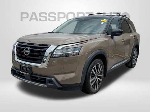 Certified 2023 Nissan Pathfinder Platinum AWD/4WD image 1