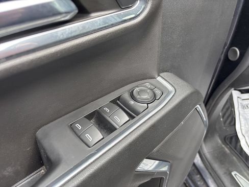 Used 2024 Chevrolet Silverado 1500 LT w/ Z71 Off-Road Package AWD/4WD image 22