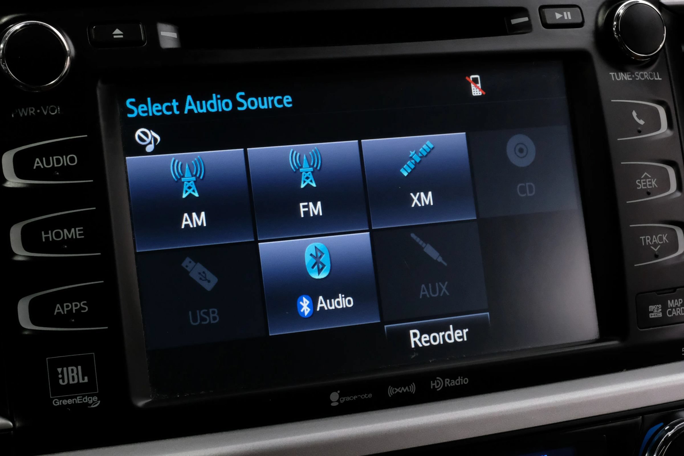 Used 2018 Toyota Highlander Limited FWD image 37