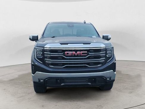 Used 2022 GMC Sierra 1500 SLT w/ SLT Convenience Package image 8