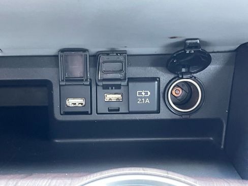 Used 2021 Toyota Highlander Platinum image 15