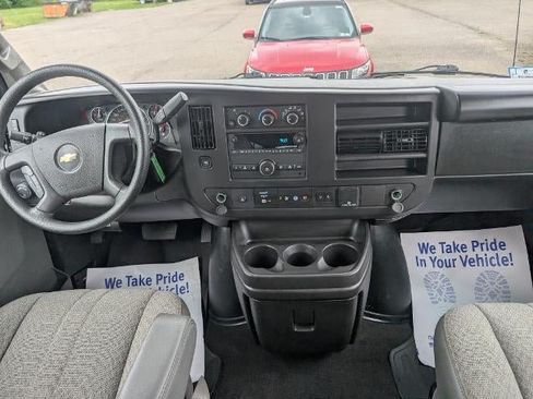 Used 2025 Chevrolet Express 3500 LT w/ LT Preferred Equipment Group RWD image 14