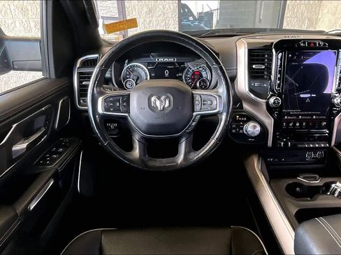Used 2019 RAM 1500 Laramie AWD/4WD image 6