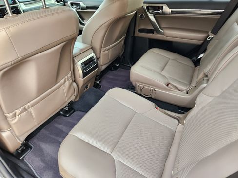 Used 2023 Lexus GX 460 Luxury w/ Sport Design Package AWD/4WD image 27