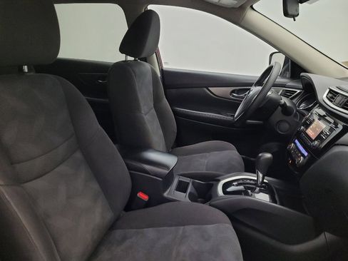 Used 2016 Nissan Rogue SV FWD image 21