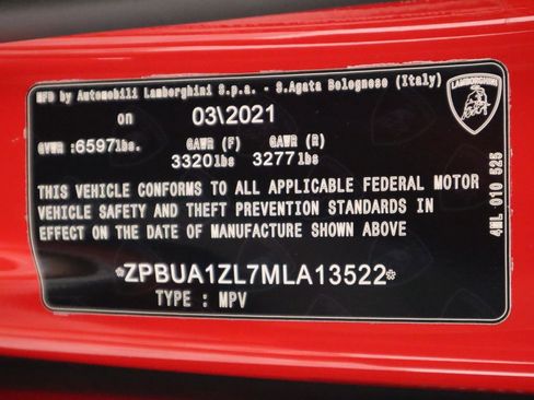 Used 2021 Lamborghini Urus image 36