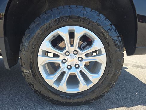 Used 2024 Chevrolet Silverado 1500 LTZ AWD/4WD image 32