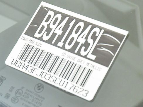 Used 2025 BMW 530i w/ Premium Package image 30