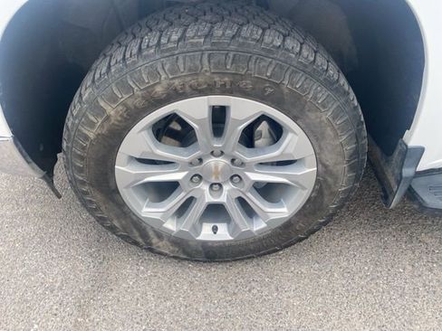 Used 2024 Chevrolet Silverado 1500 LTZ w/ Z71 Off-Road Package image 10