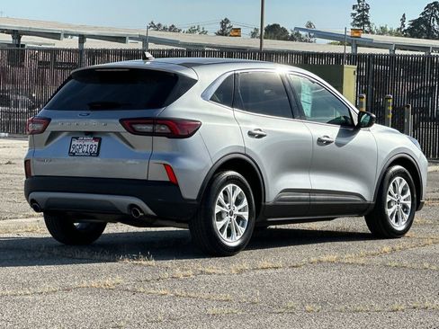 Certified 2023 Ford Escape Active FWD image 3