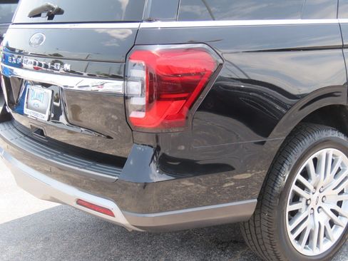 Certified 2024 Ford Expedition Limited RWD image 12
