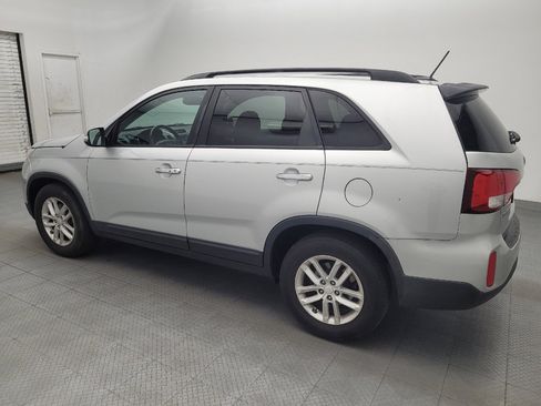 Used 2014 Kia Sorento LX w/ Premium Package FWD image 3