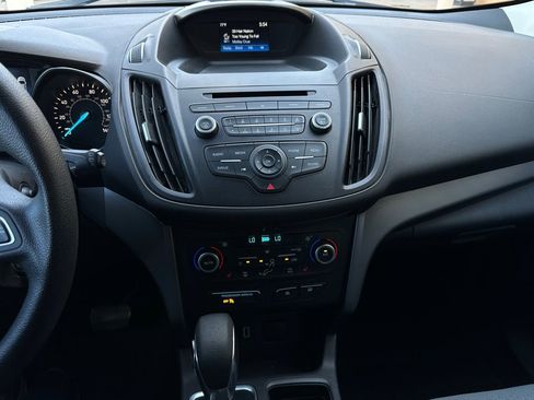 Used 2018 Ford Escape SE FWD image 18