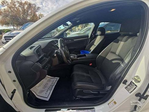 Used 2020 Honda Civic Sport image 12
