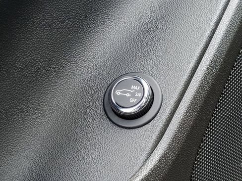 Used 2023 Chevrolet Blazer LT w/ Convenience Package image 23