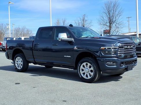 New 2026 RAM 2500 Laramie AWD/4WD image 2