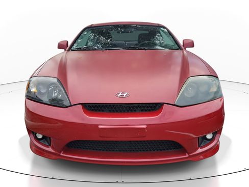 Used 2006 Hyundai Tiburon GS image 2