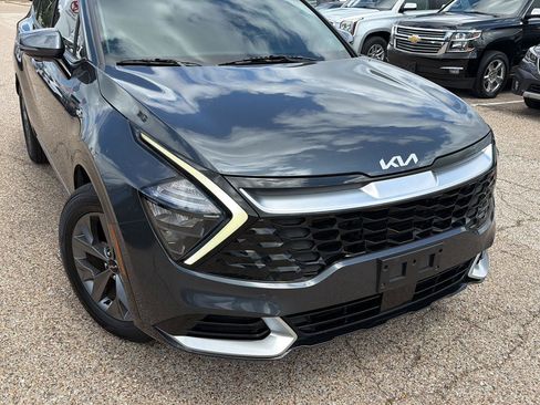 Used 2023 Kia Sportage SX FWD image 8