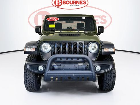 Used 2021 Jeep Gladiator Mojave AWD/4WD image 3