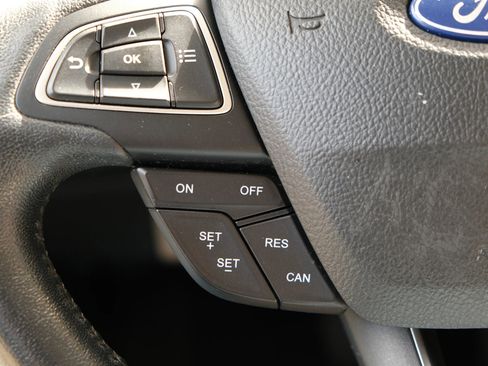 Used 2021 Ford EcoSport Titanium image 39