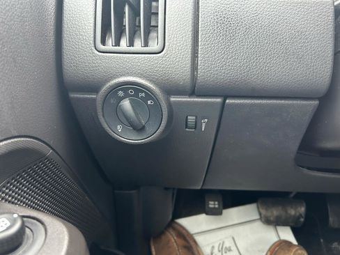 Used 2010 Ford Edge SEL image 26