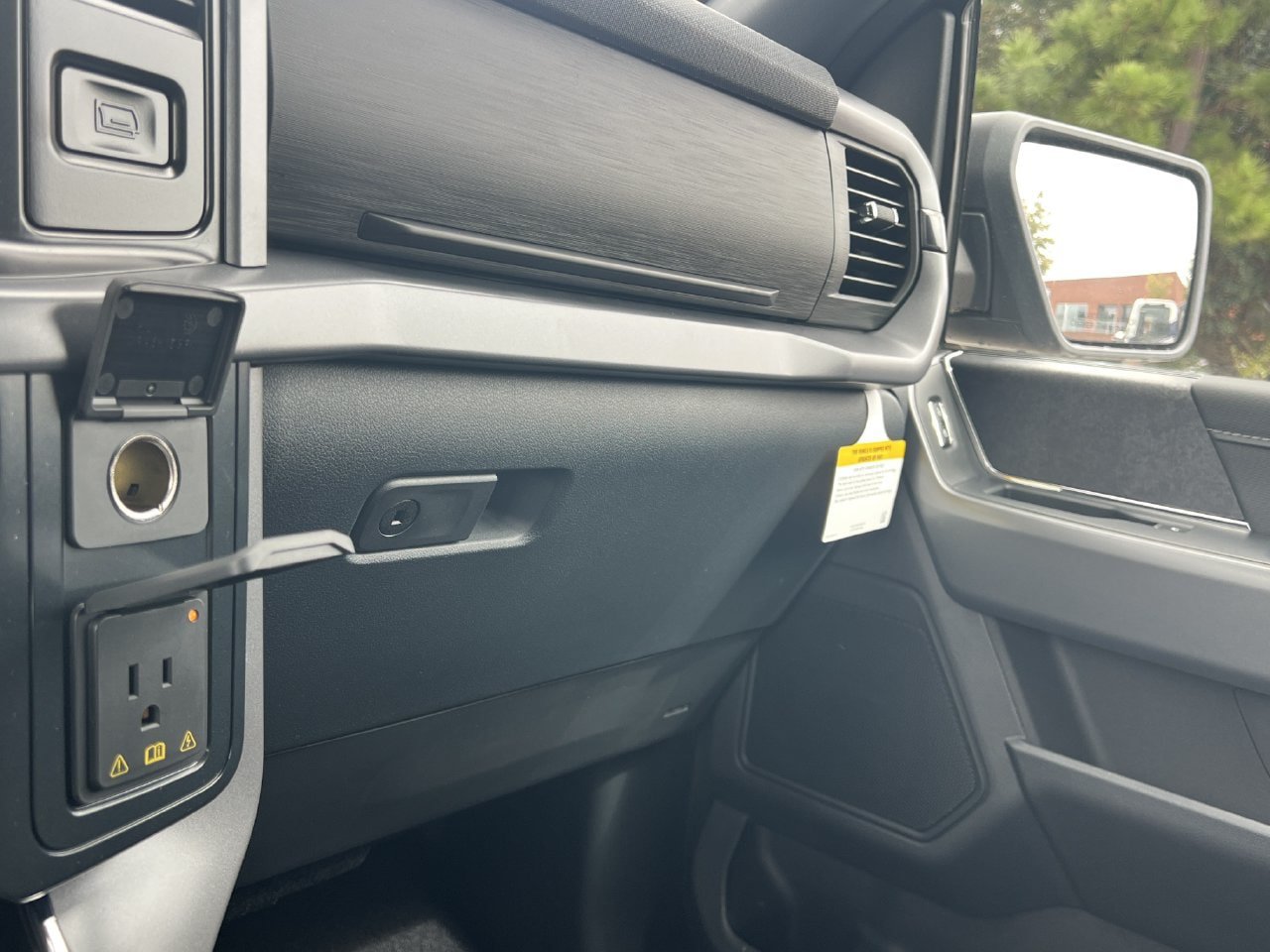 New 2026 Ford F150 XLT RWD image 9