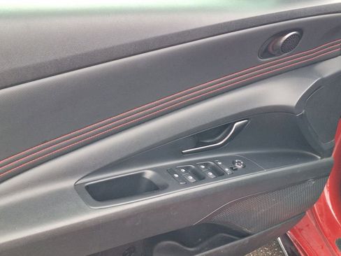 Certified 2021 Hyundai Elantra N Line image 9