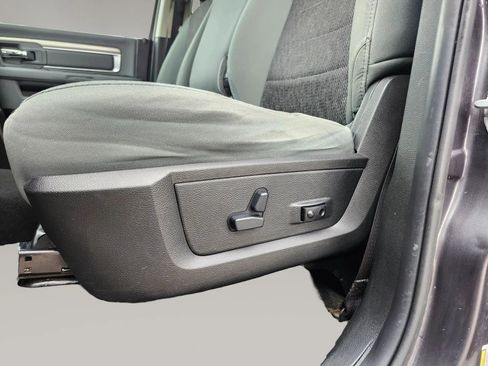 Used 2018 RAM 1500 Big Horn image 14