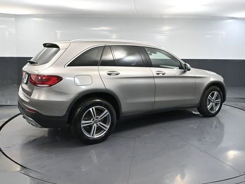 Used 2021 Mercedes-Benz GLC 300 4MATIC image 4