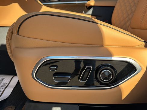 New 2026 Jeep Grand Cherokee Summit w/ Obsidian Package image 12