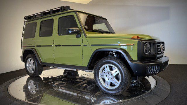 Used 2025 Mercedes-Benz G 550 image 28