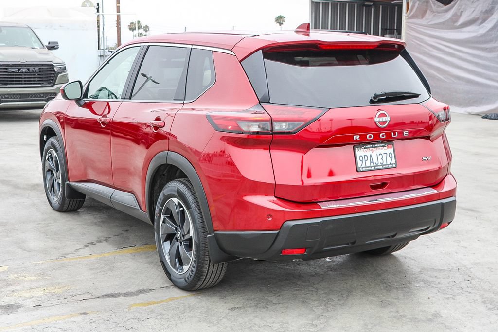 Used 2024 Nissan Rogue SV FWD image 7