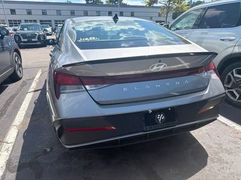 Used 2026 Hyundai Elantra Sport FWD image 7