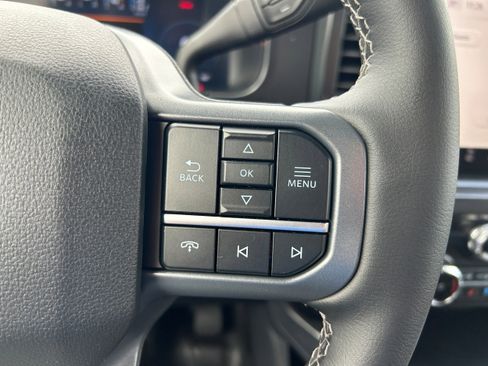New 2026 Ford F550 4x4 Crew Cab image 35