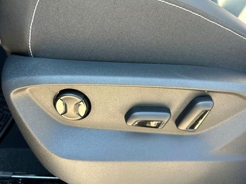 New 2026 Volkswagen Atlas SE image 54