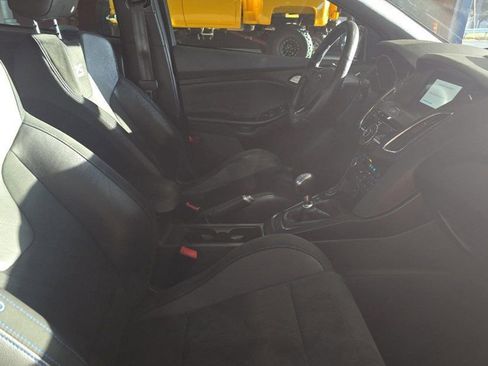 Used 2017 Ford Focus RS image 8