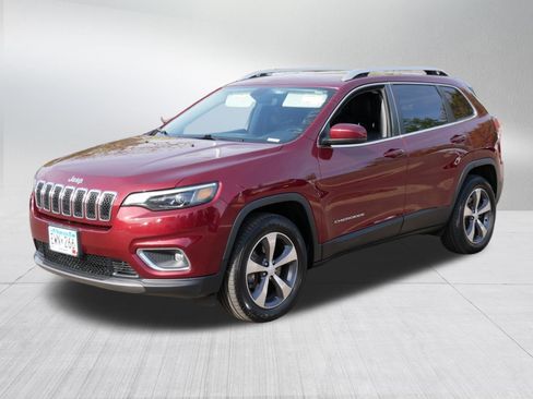 Used 2020 Jeep Cherokee Limited w/ Trailer Tow Group AWD/4WD image 3
