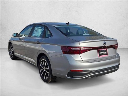 New 2026 Volkswagen Jetta SE FWD image 9