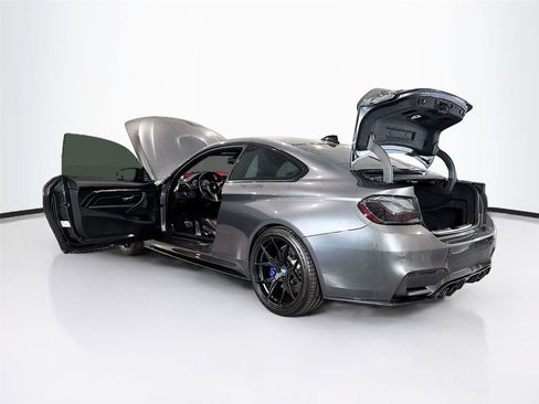 Used 2019 BMW M4 Coupe w/ Competition Package RWD image 40
