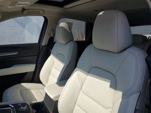 New 2025 MAZDA CX-5 AWD 2.5 S w/ Premium Plus Pkg image 12