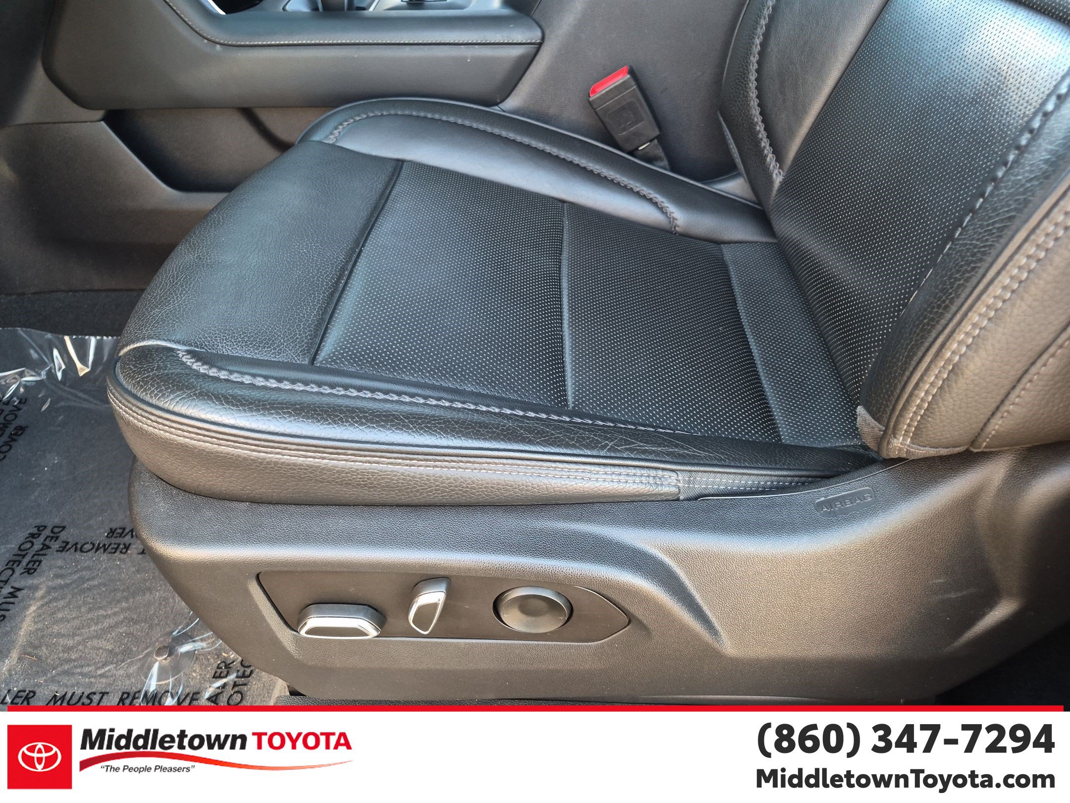 Used 2022 GMC Sierra 1500 Denali AWD/4WD image 15