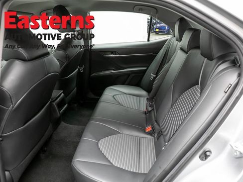 Used 2021 Toyota Camry SE w/ Carpet Mat Package (TMS) FWD image 20