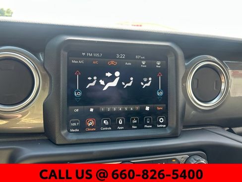 Used 2021 Jeep Gladiator Overland AWD/4WD image 27